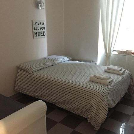 Bed and Breakfast Bed2Go à Turin Chambre photo